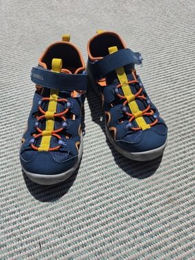 Merrell Kids' Navy and Yellow Closed-Toe Sandals